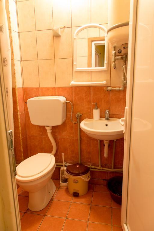 The Comfy Hostel Skopje Esterno foto
