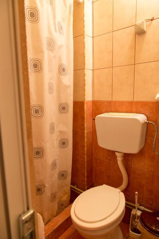 The Comfy Hostel Skopje Esterno foto